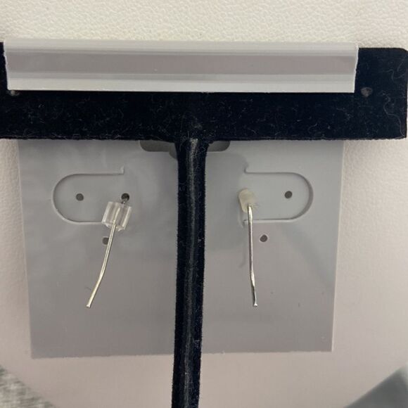 Dress Barn NWT Earrings Nickel Free Silver details with a pendant brown bead - Picture 4 of 6